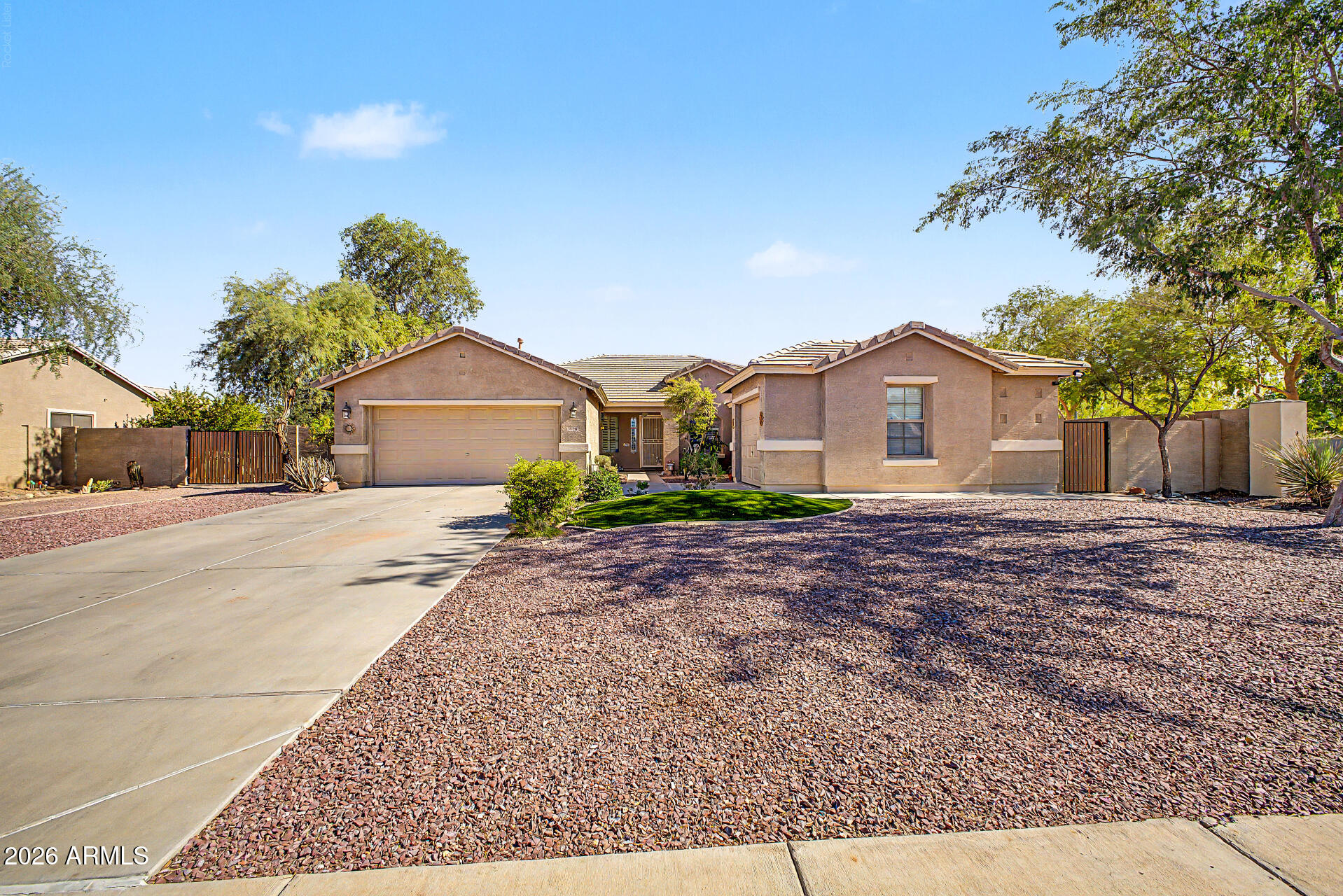 8387 W LUKE Avenue, Glendale, AZ 85305
