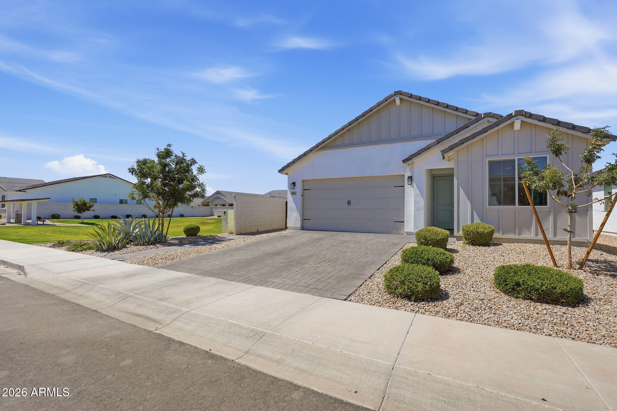 236 E LELAND Road, San Tan Valley, AZ 85140