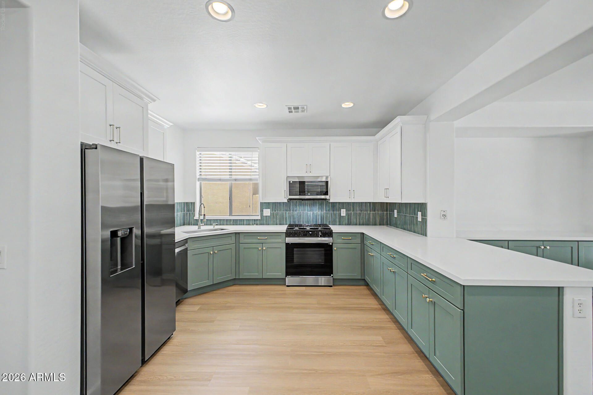 3317 E CARLA VISTA Drive, Gilbert, AZ 85295
