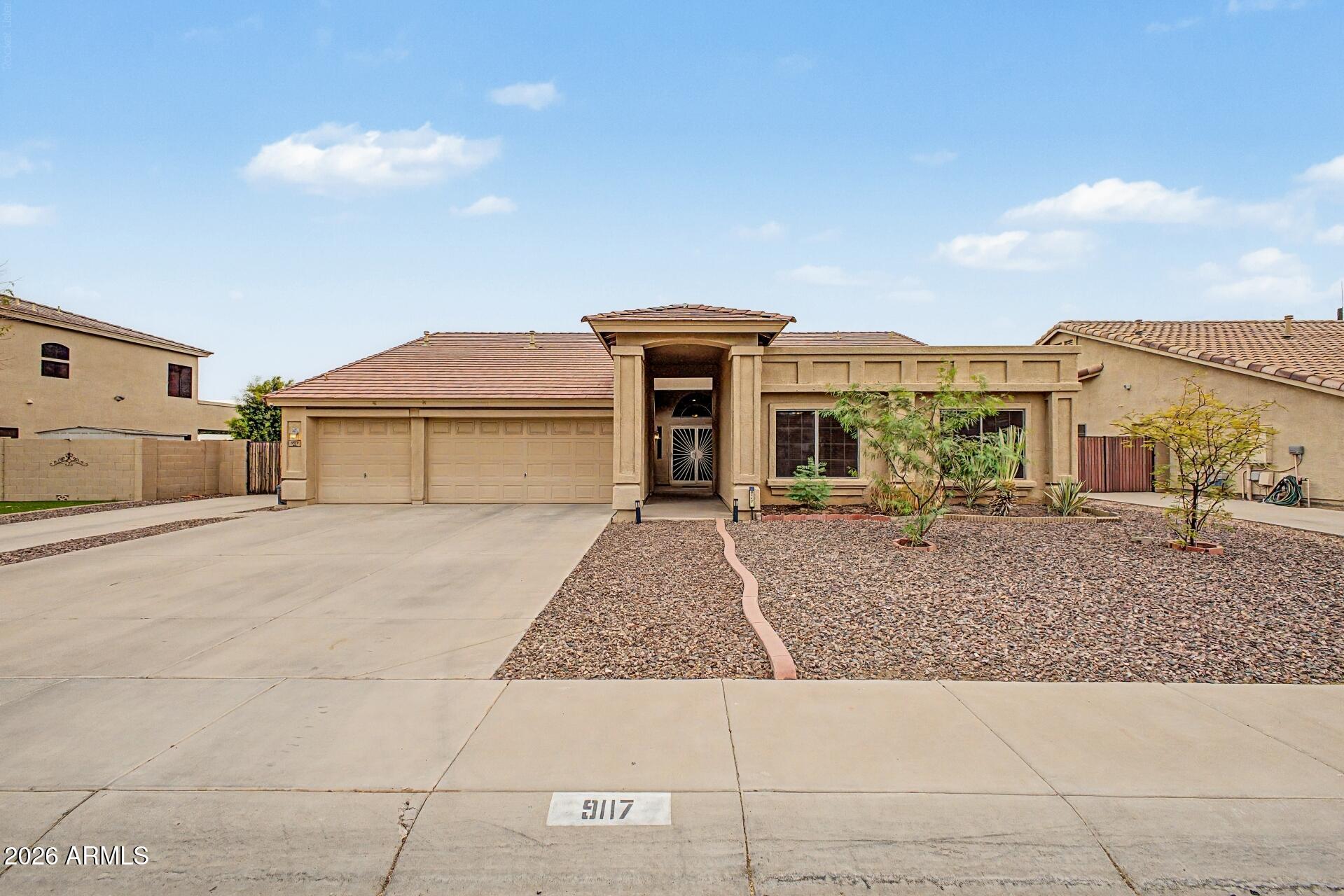 9117 S 48TH Drive, Laveen, AZ 85339