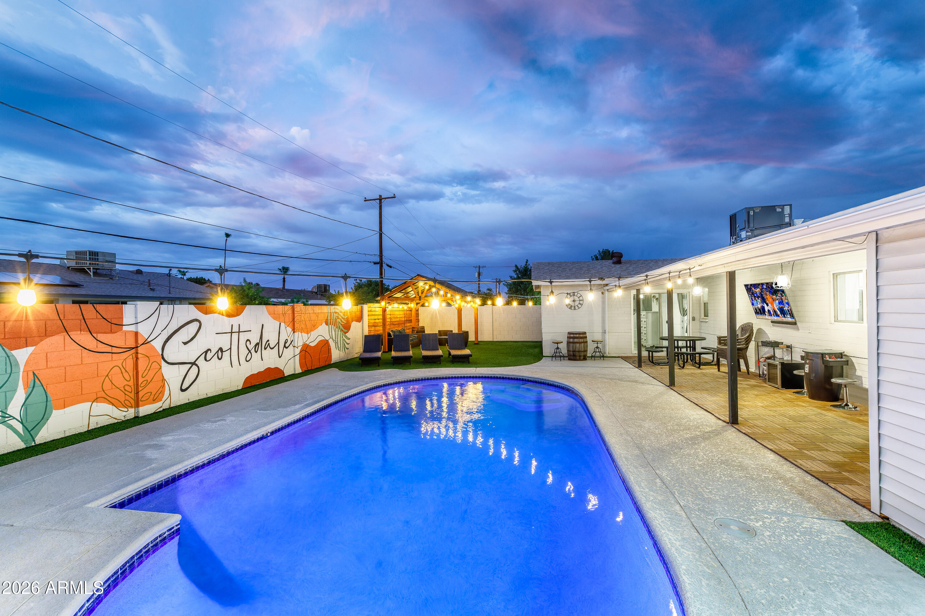 7302 E PORTLAND Street, Scottsdale, AZ 85257