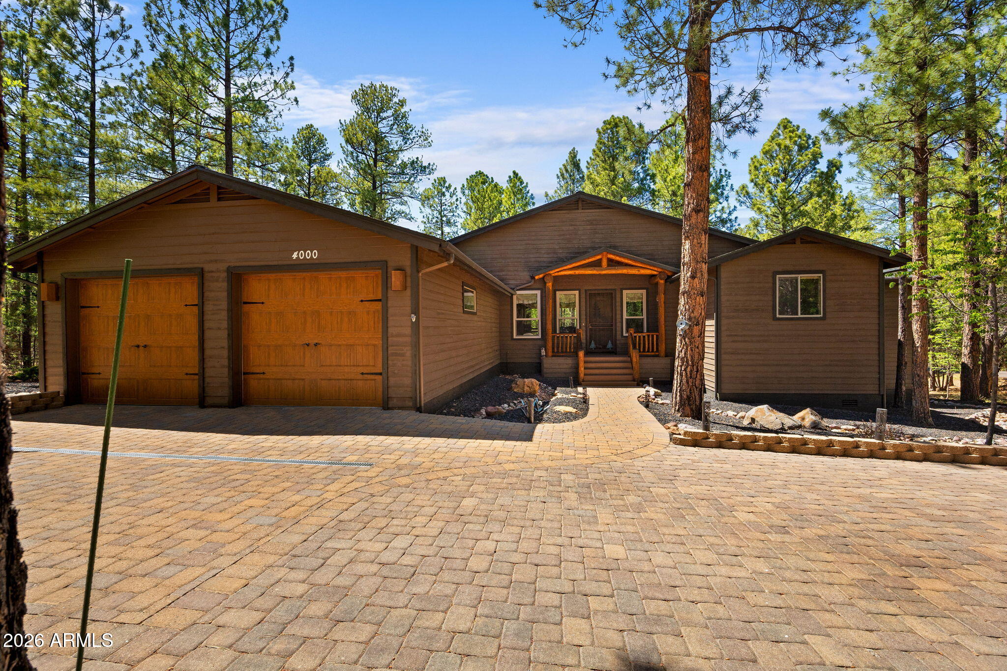 4000 W NINEBARK Lane, Show Low, AZ 85901