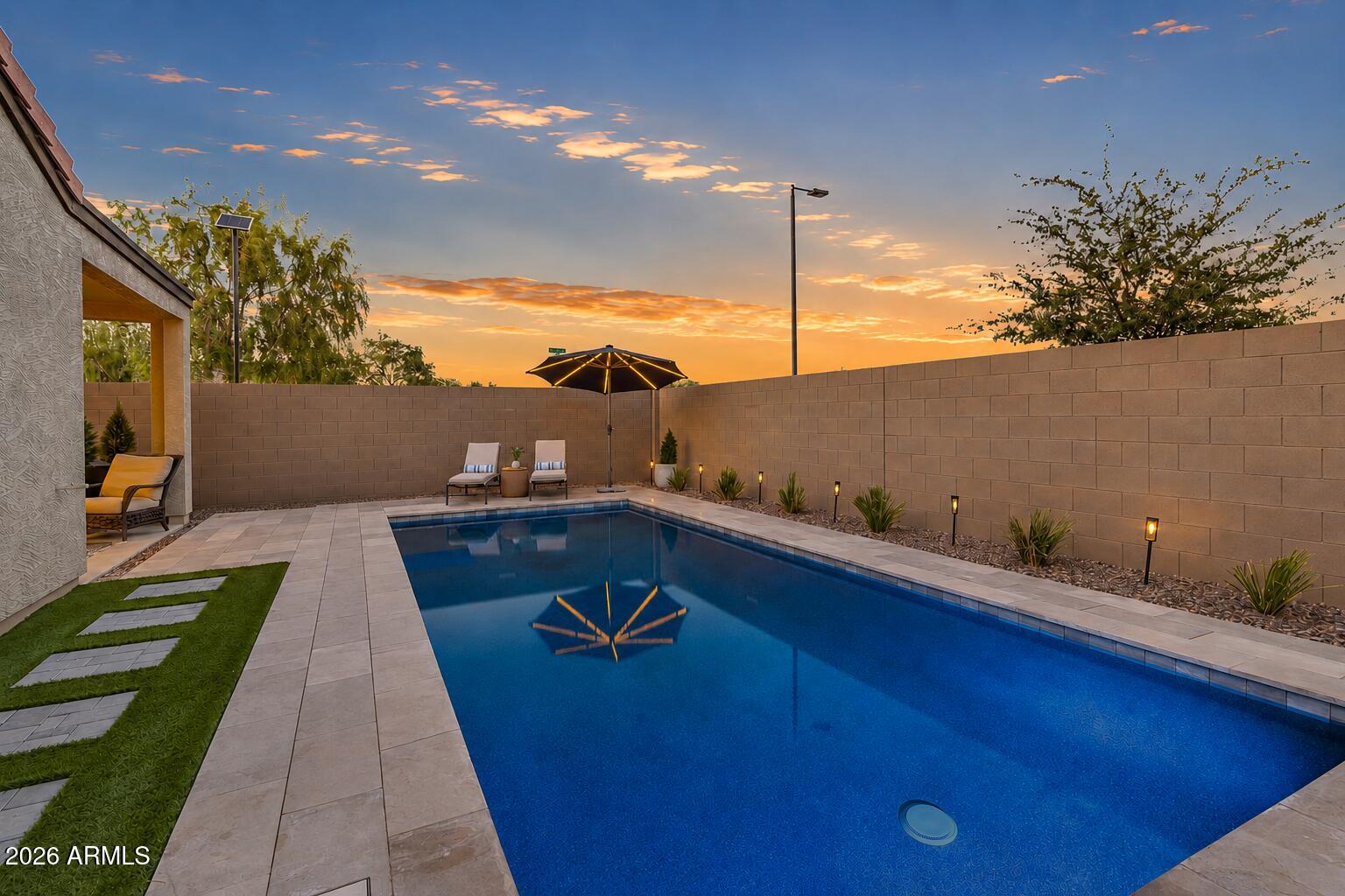 36943 N EL MORRO Trail, San Tan Valley, AZ 85140