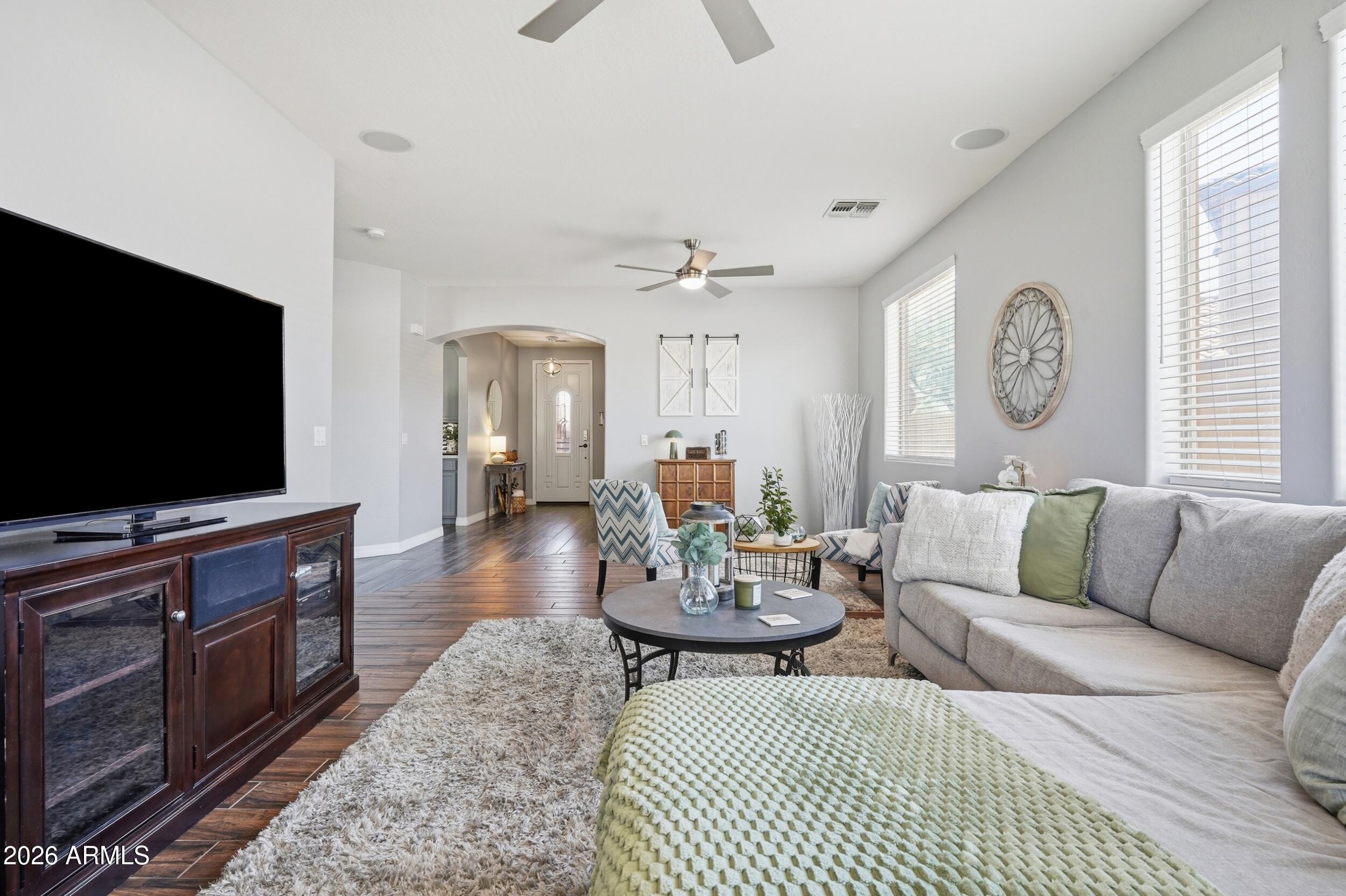8371 W SPUR Drive, Peoria, AZ 85383