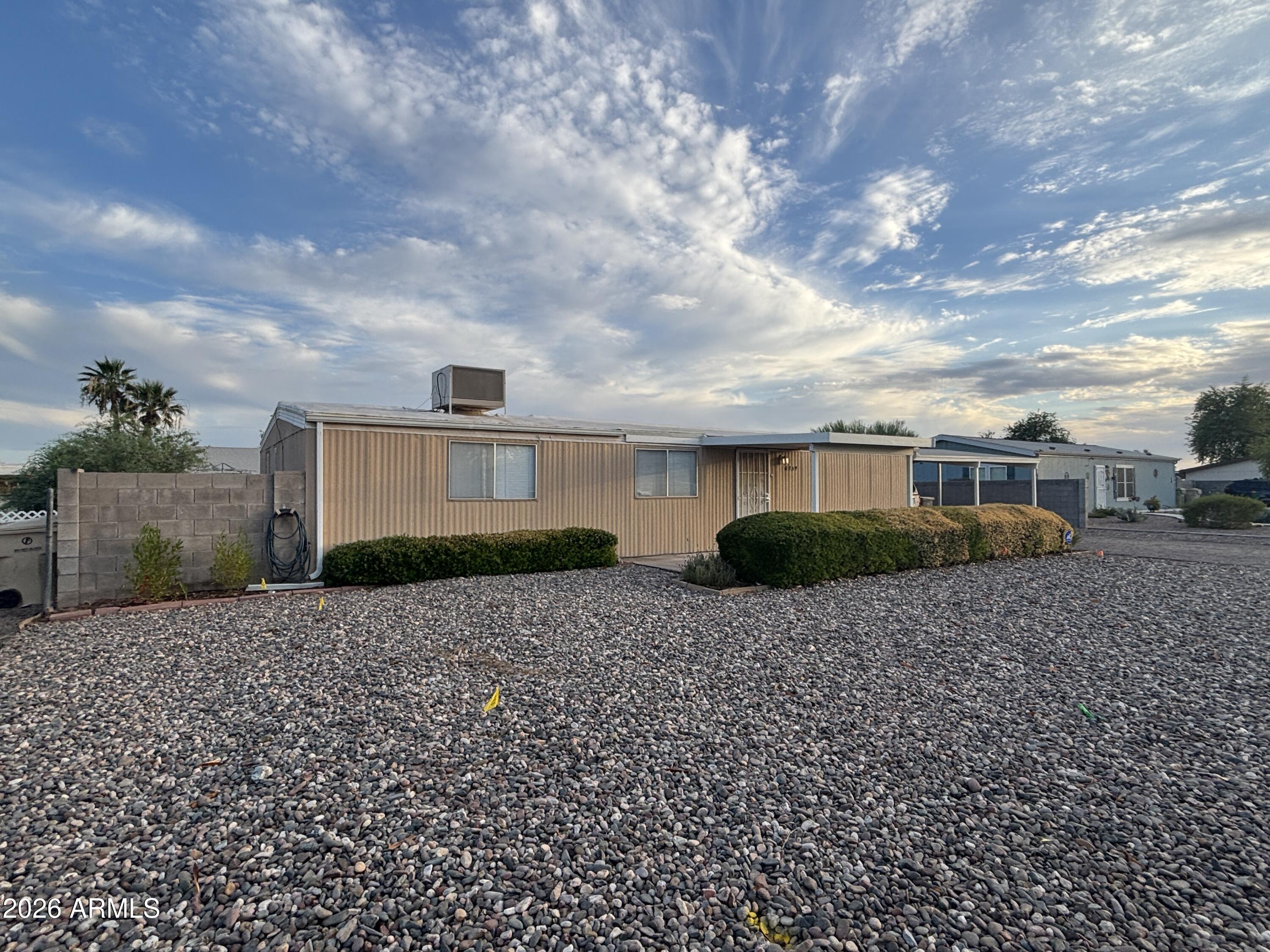 6739 W SHERRI JEAN Lane, Peoria, AZ 85382