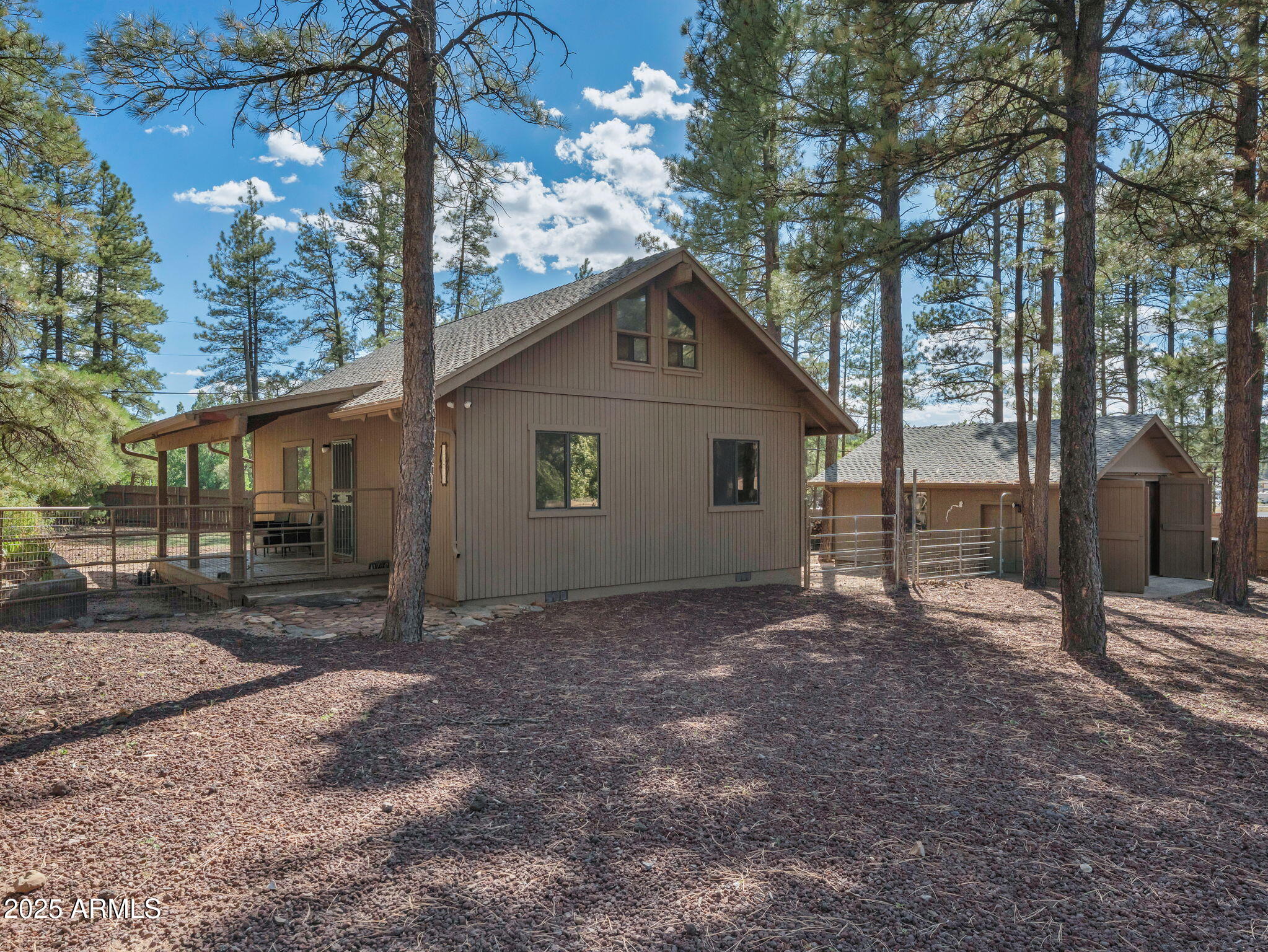 17410 MOUNTAINSIDE Place, Munds Park, AZ 86017