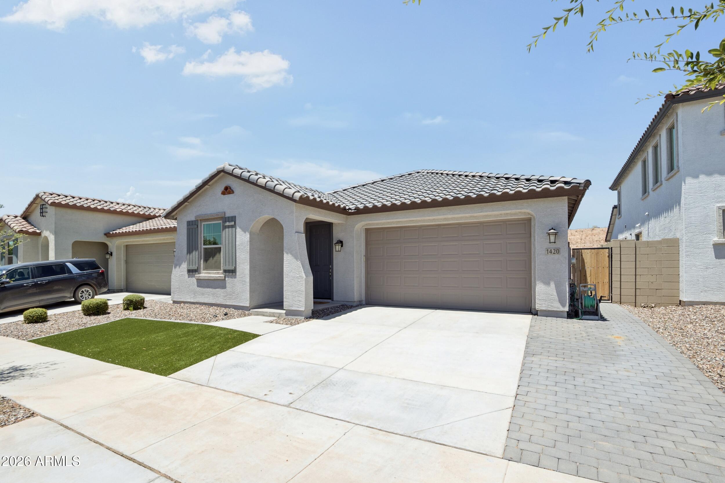1420 W MACAW Drive, Queen Creek, AZ 85140