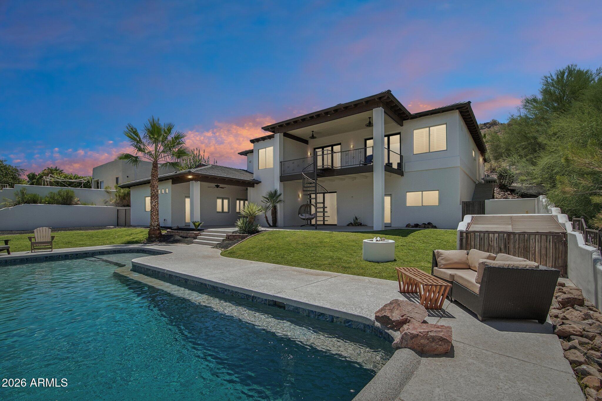6132 W ALAMEDA Road, Glendale, AZ 85310