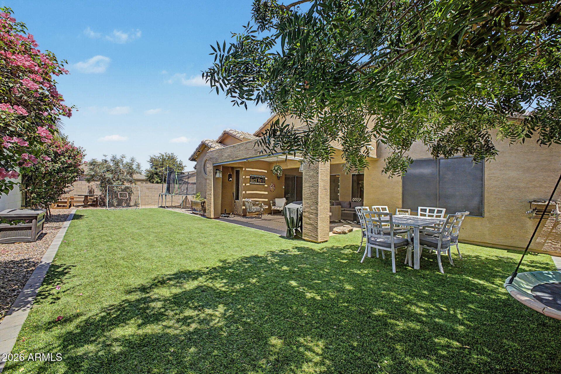 2265 W SUNSHINE BUTTE Drive, San Tan Valley, AZ 85144