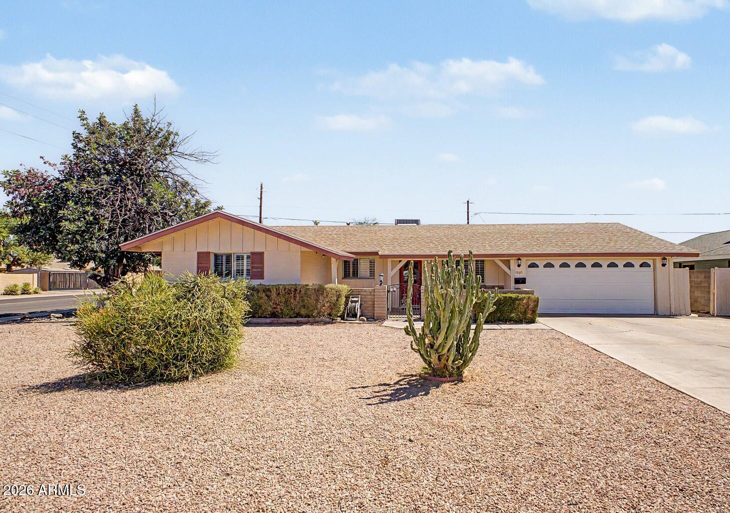 1063 E LOYOLA Drive, Tempe, AZ 85282