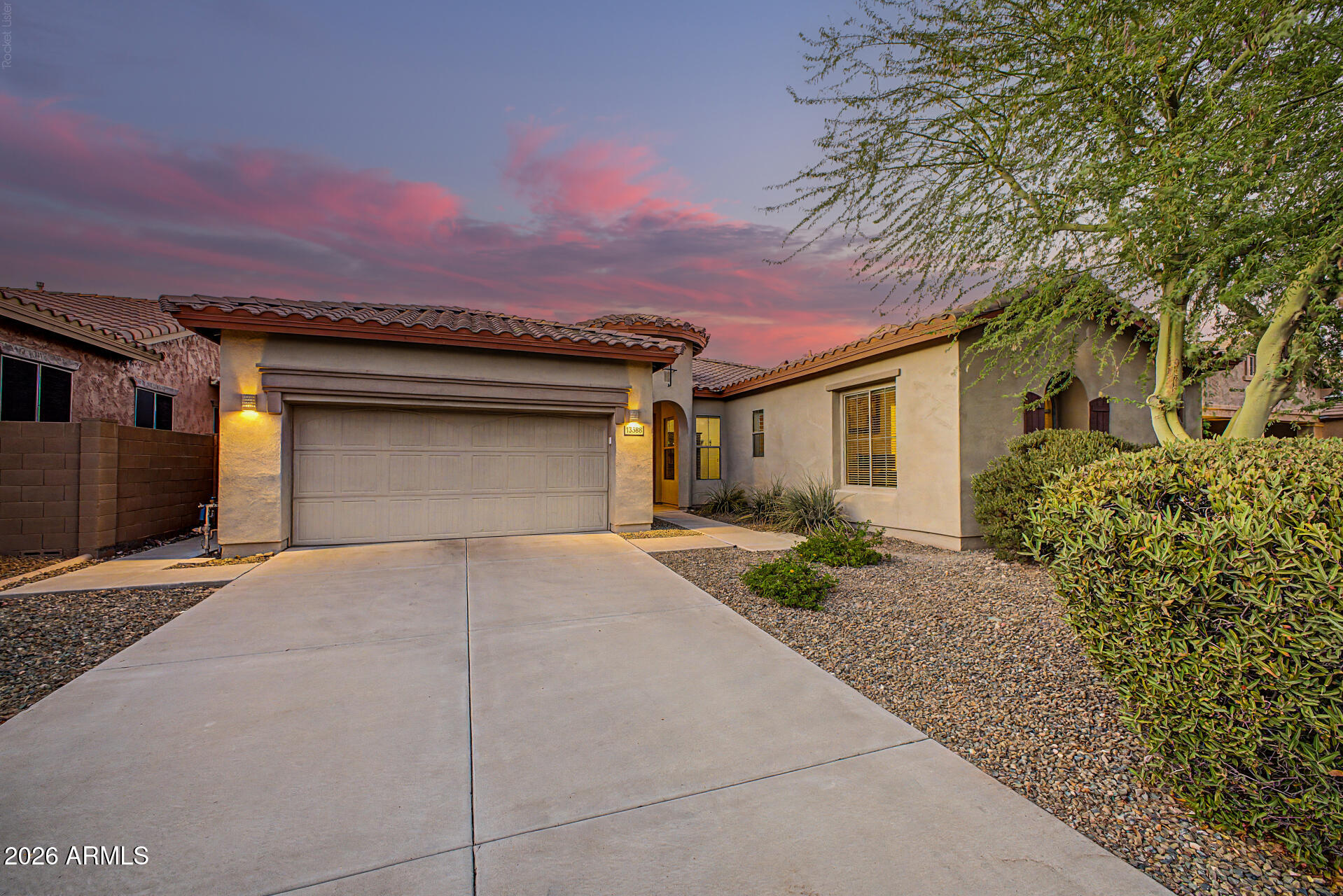 13388 W CHAPAROSA Way, Peoria, AZ 85383