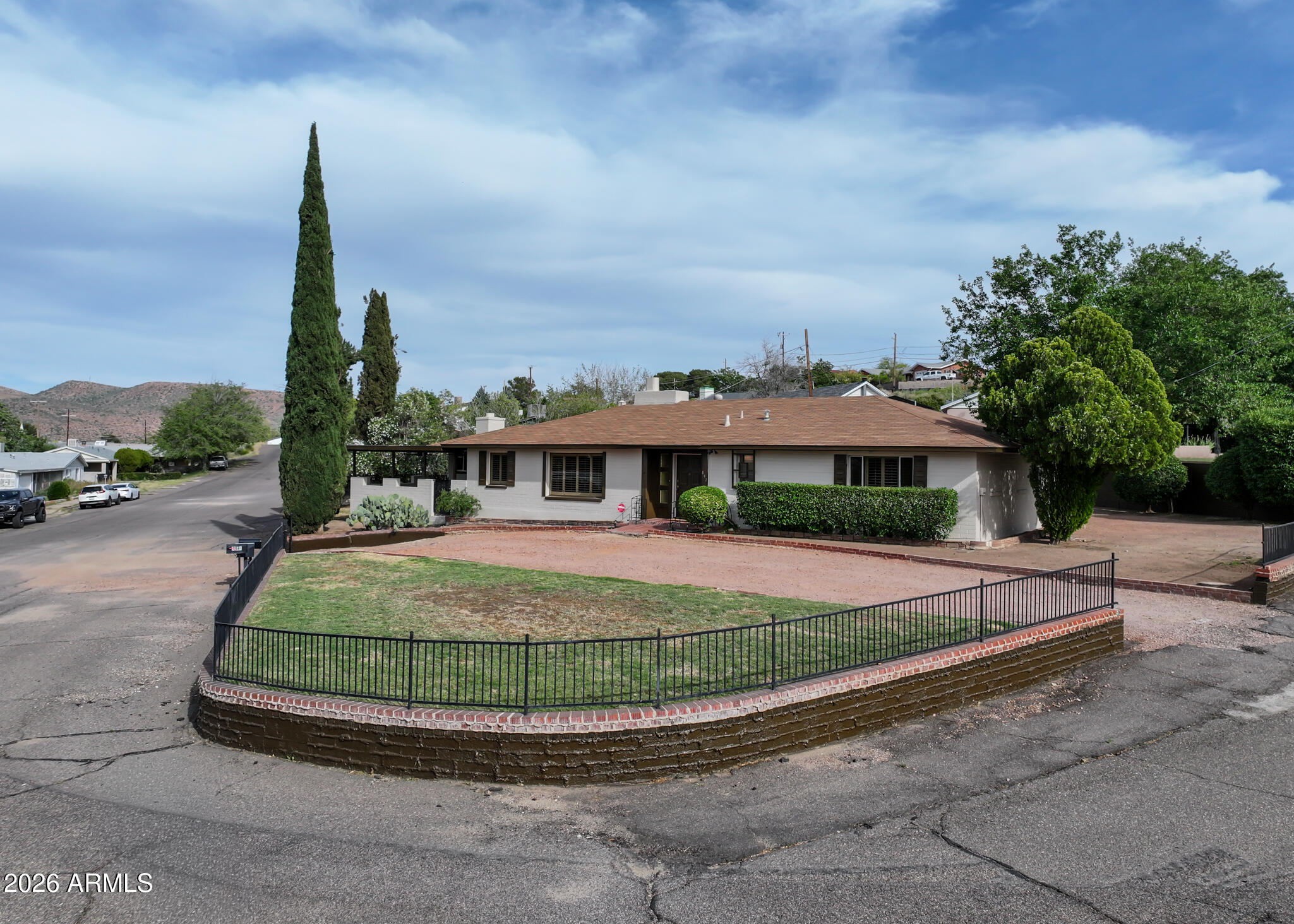 842 1ST Avenue, Miami, AZ 85539