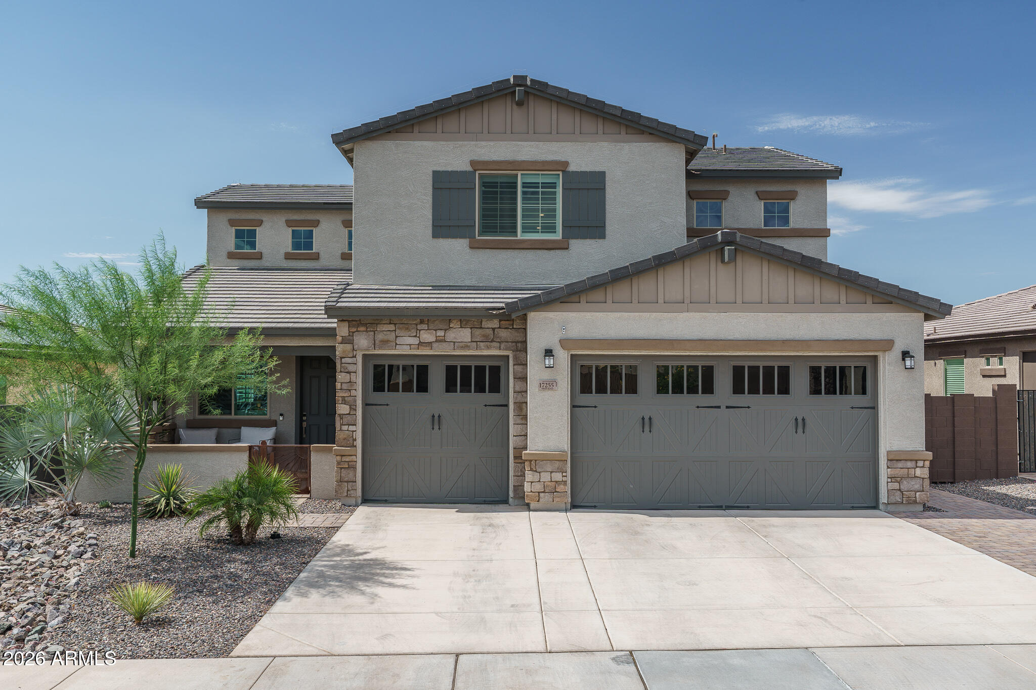 17255 W DIANA Avenue, Waddell, AZ 85355