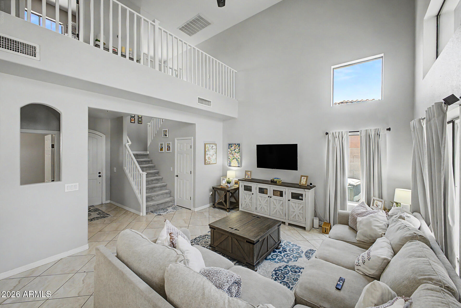 2845 E FREMONT Road, Phoenix, AZ 85042
