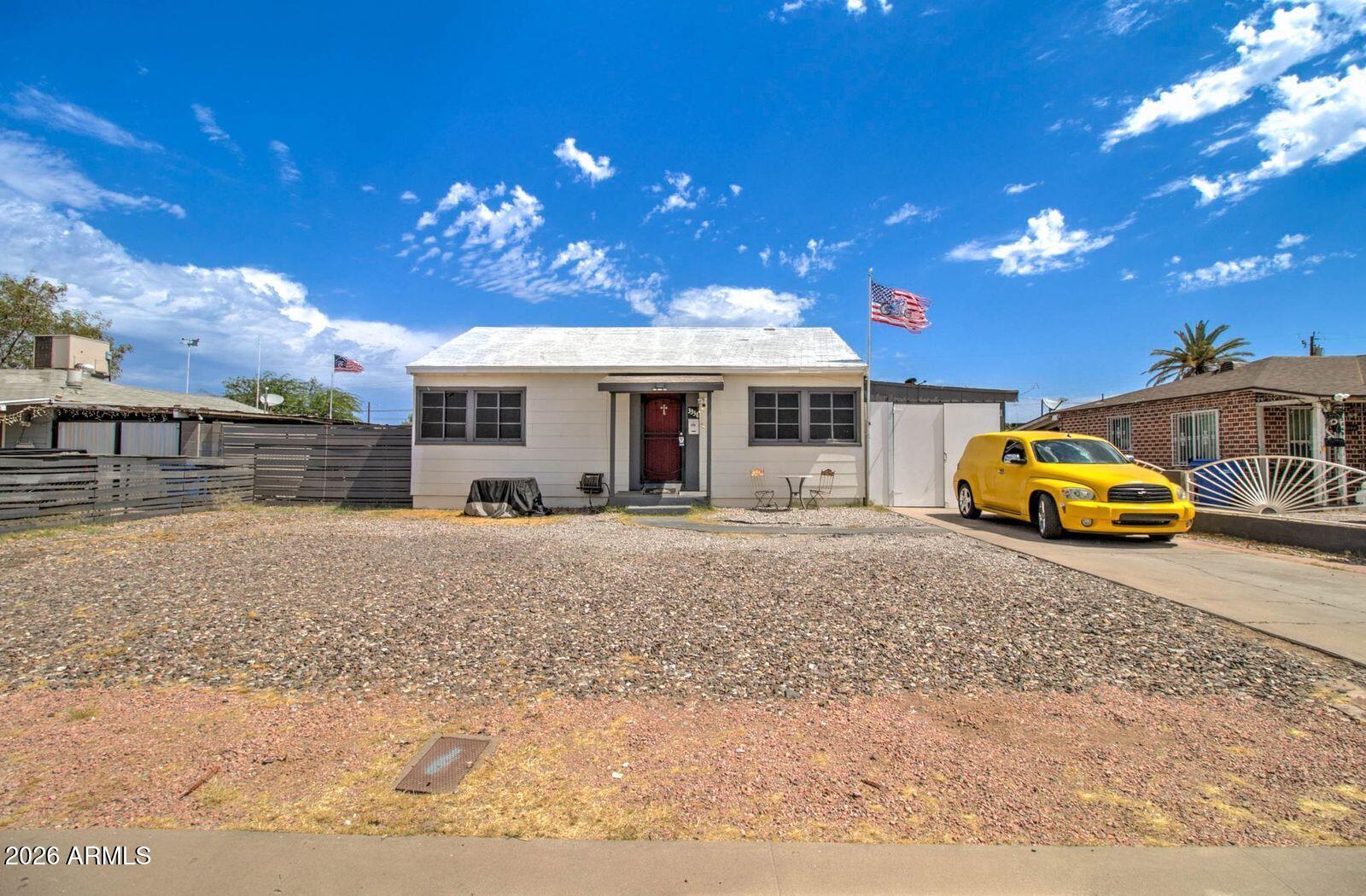 3338 E Taylor Street, Phoenix, AZ 85008
