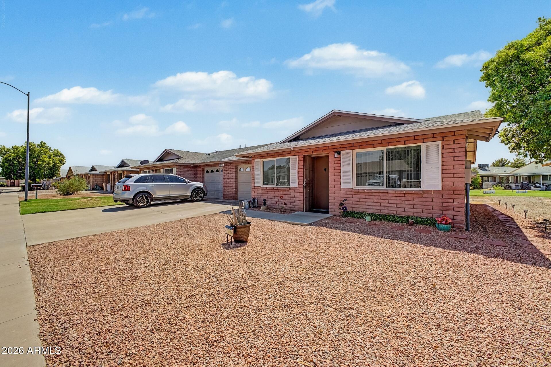10120 N 96TH Drive B, Peoria, AZ 85345
