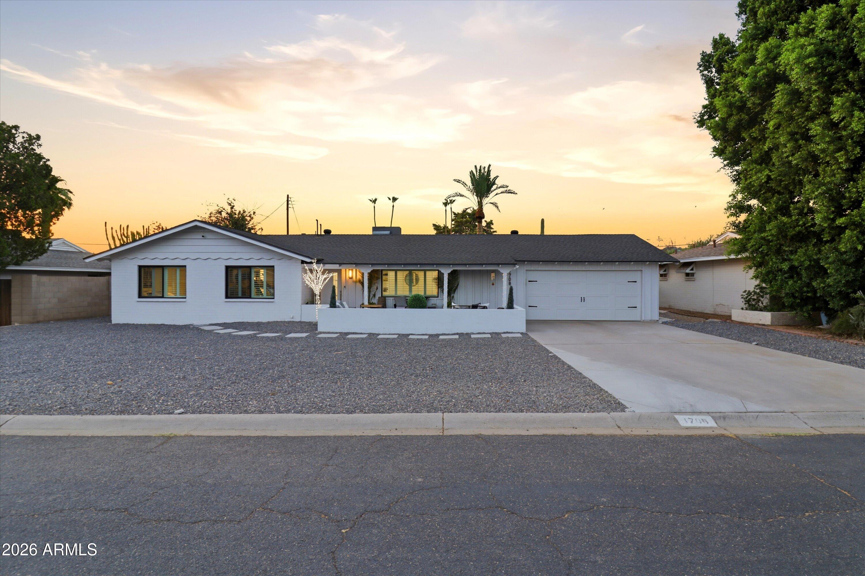 1708 E MCLELLAN Boulevard, Phoenix, AZ 85016