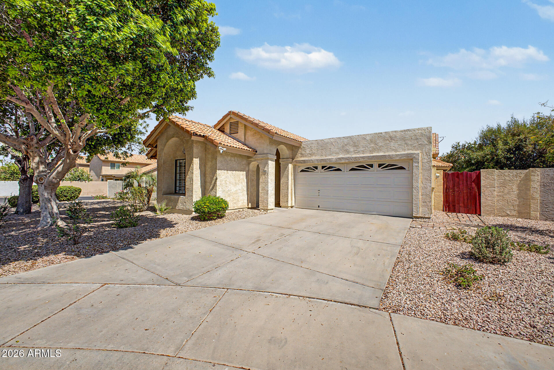 1202 W SEA BASS Court, Gilbert, AZ 85233