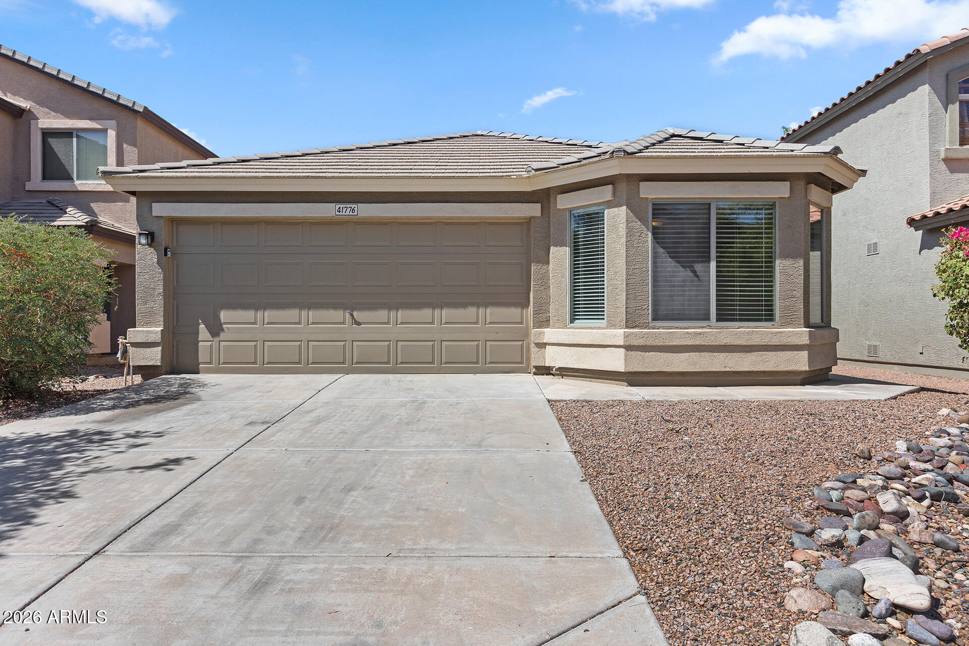 41776 W SUNLAND Drive, Maricopa, AZ 85138