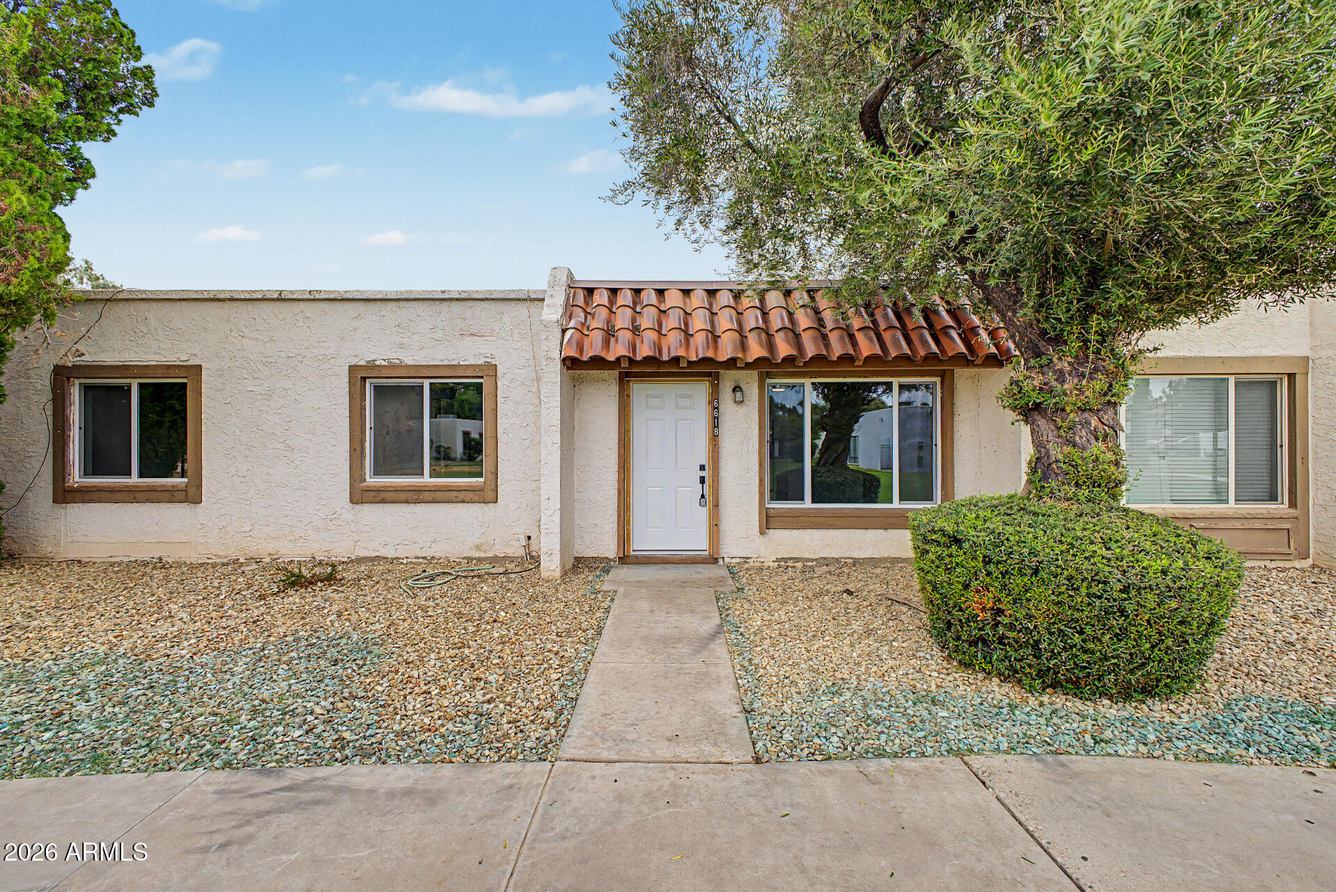 6618 N 46TH Avenue, Glendale, AZ 85301