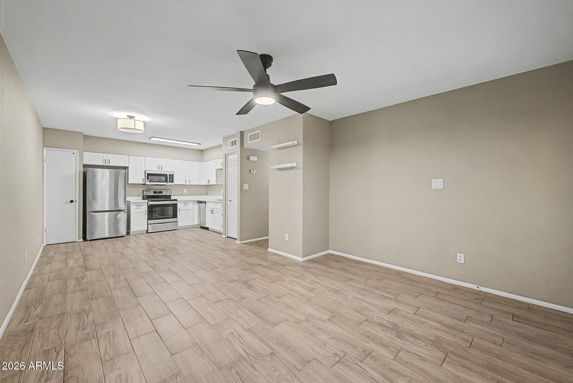 830 S DOBSON Road 21, Mesa, AZ 85202