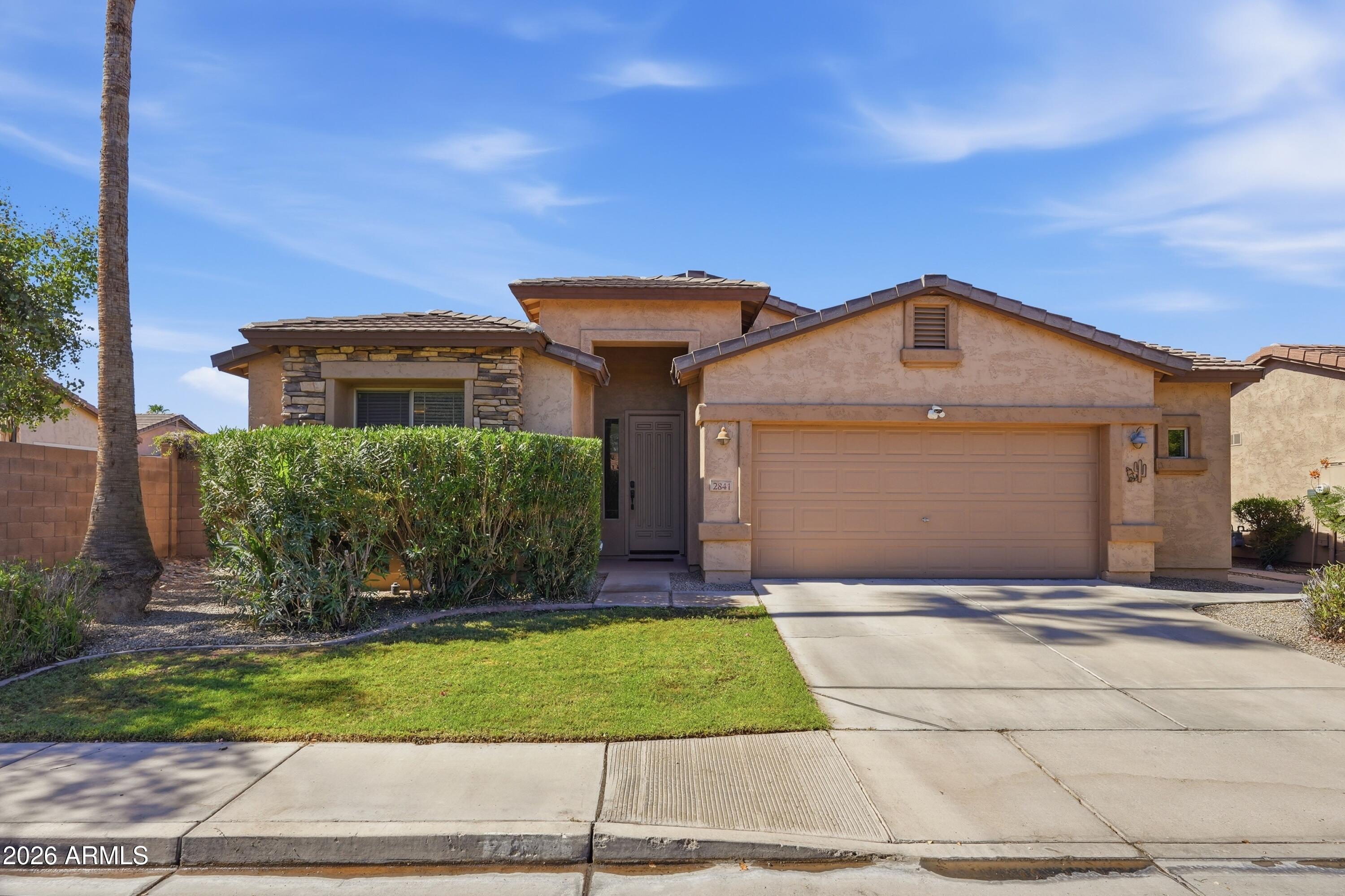 2841 E CARLA VISTA Drive, Chandler, AZ 85225