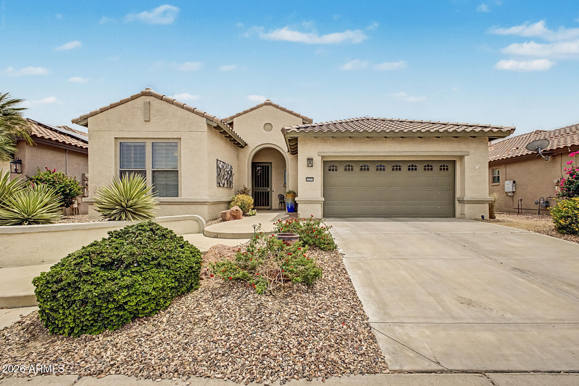 15571 W ROANOKE Avenue, Goodyear, AZ 85395