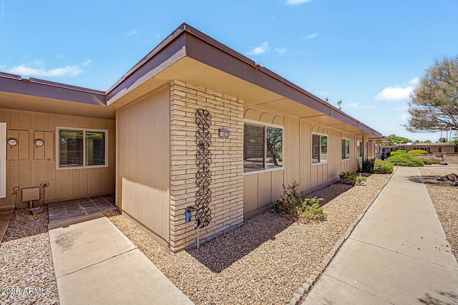 11025 W TOPAZ Drive, Sun City, AZ 85351