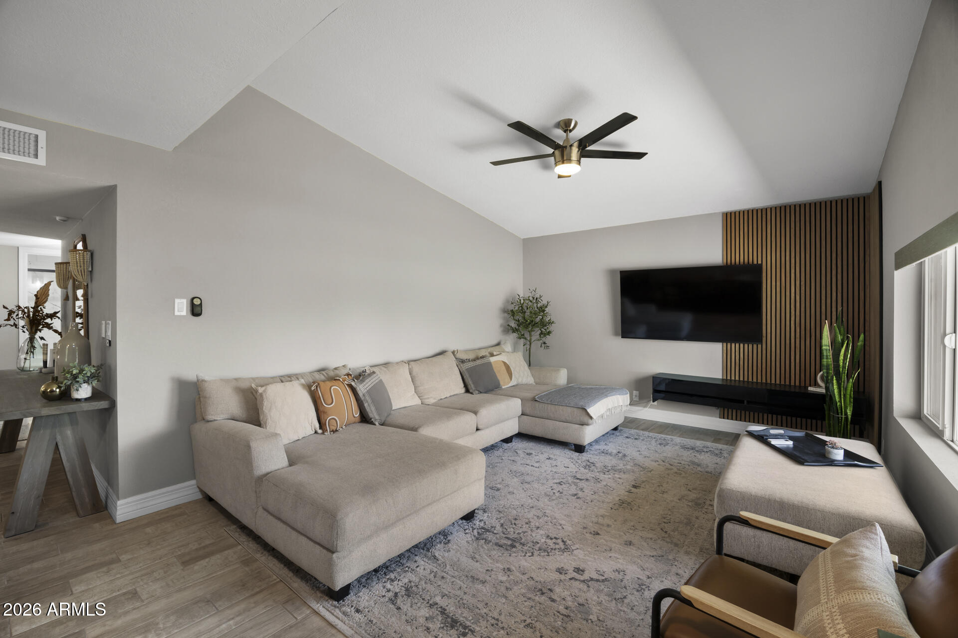 2609 N 28TH Street, Phoenix, AZ 85008