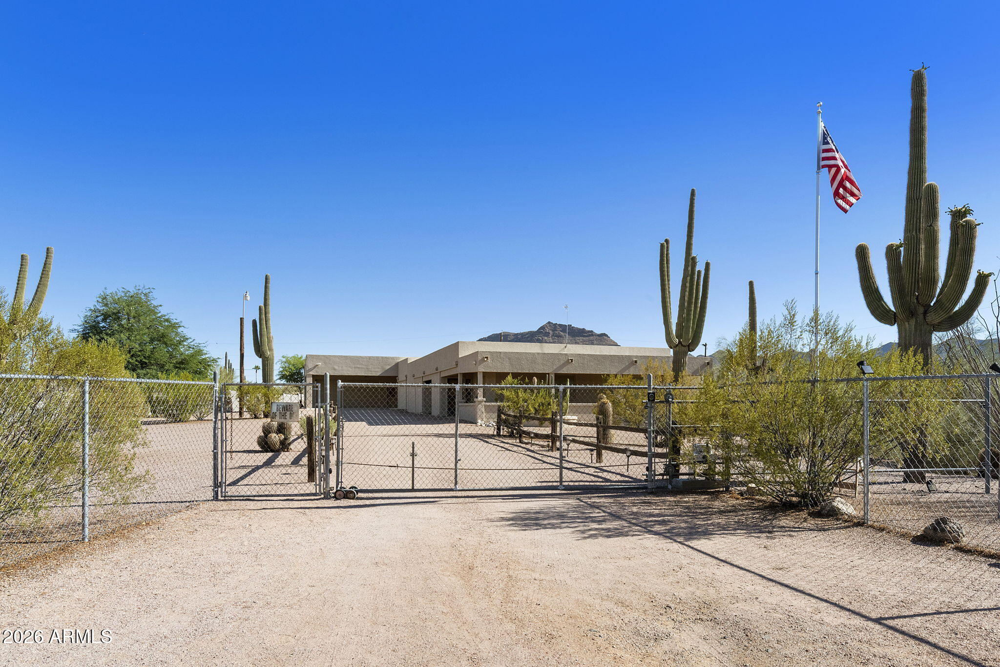 10646 E JENSEN Street, Mesa, AZ 85207