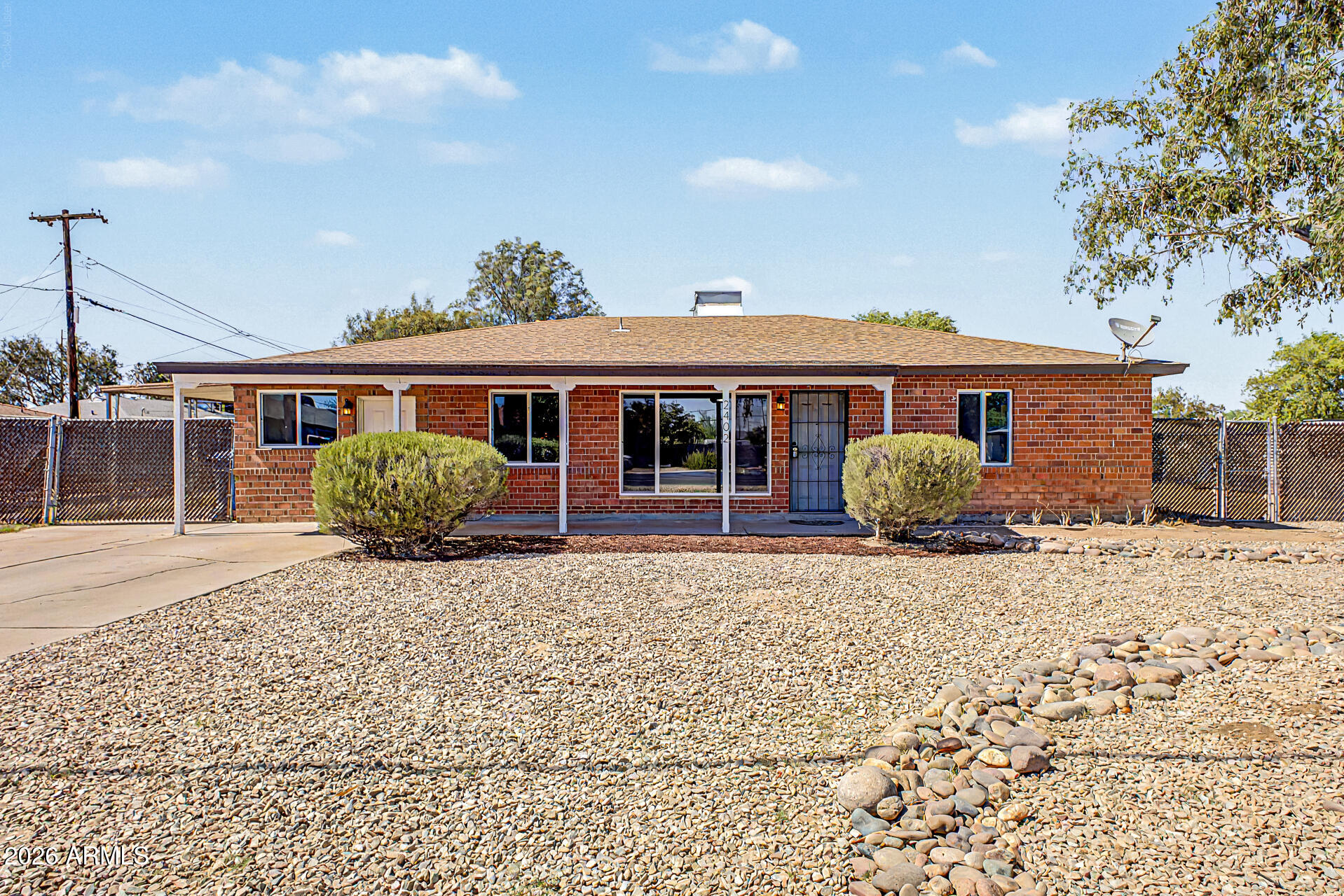 2402 W OSBORN Road, Phoenix, AZ 85015