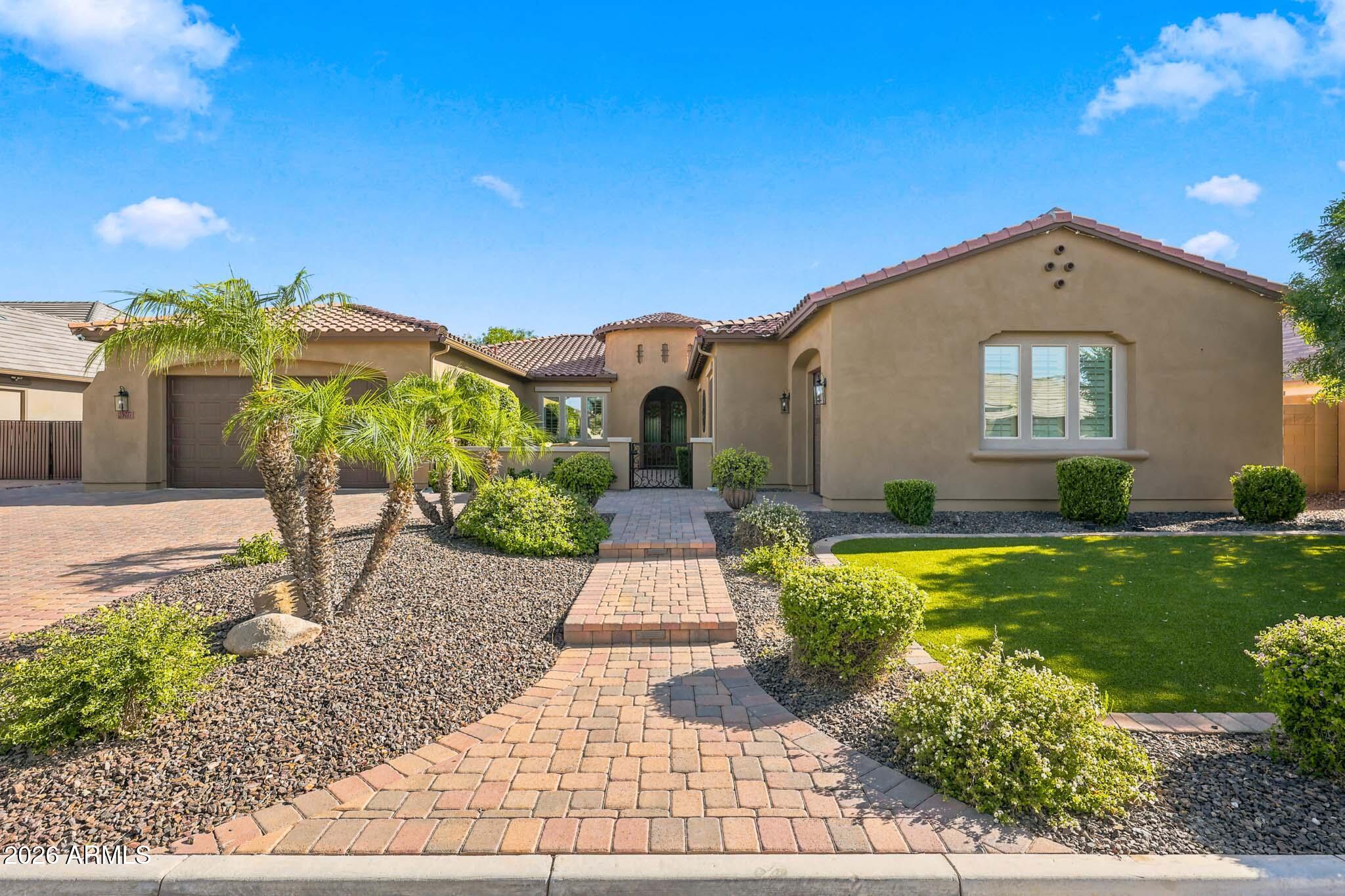 19277 E Walnut Road, Queen Creek, AZ 85142