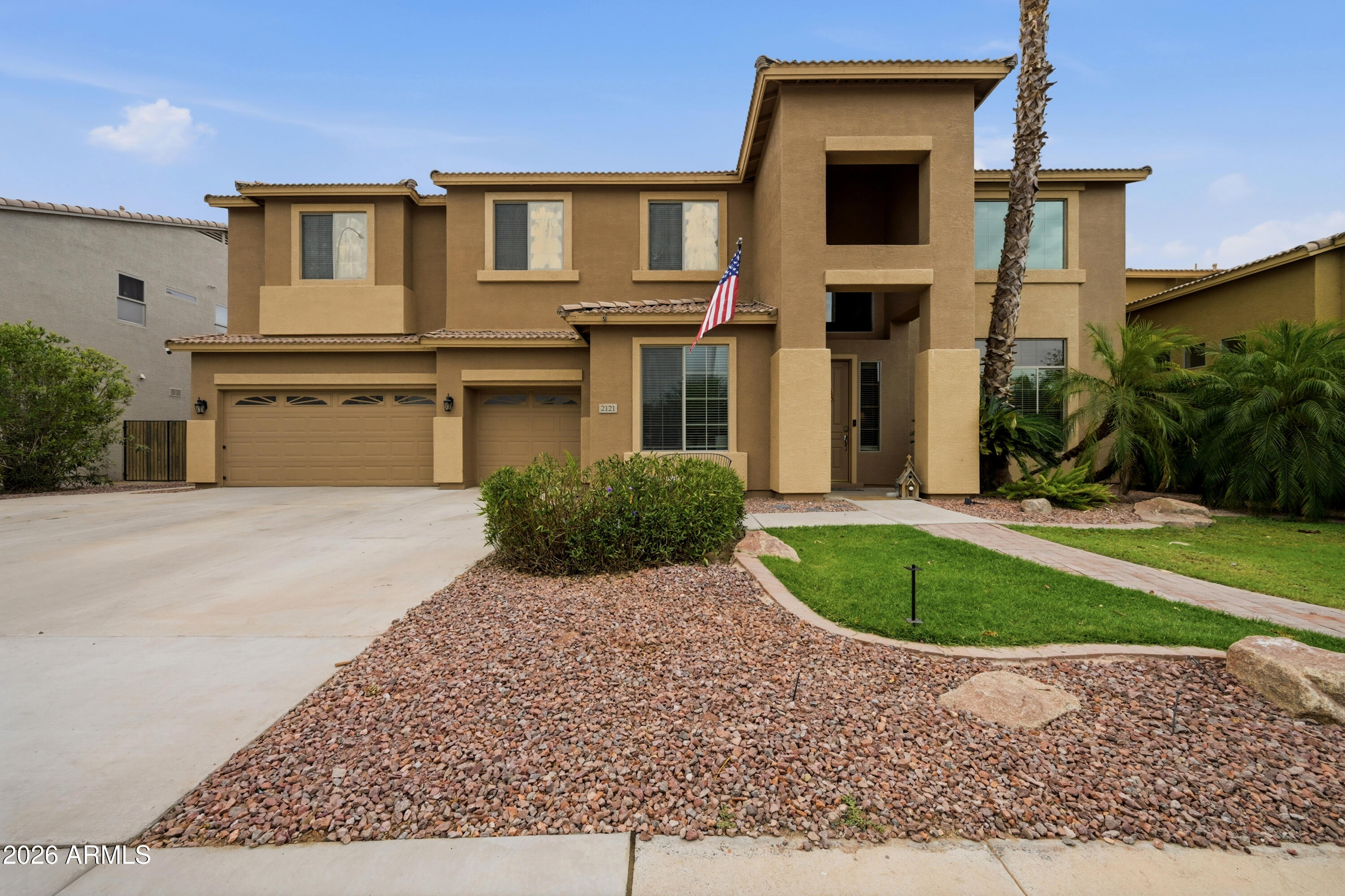 2121 E PALM BEACH Drive, Chandler, AZ 85249