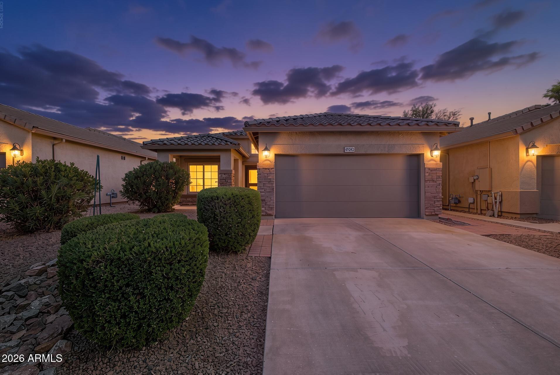 45042 W CYPRESS Lane, Maricopa, AZ 85139