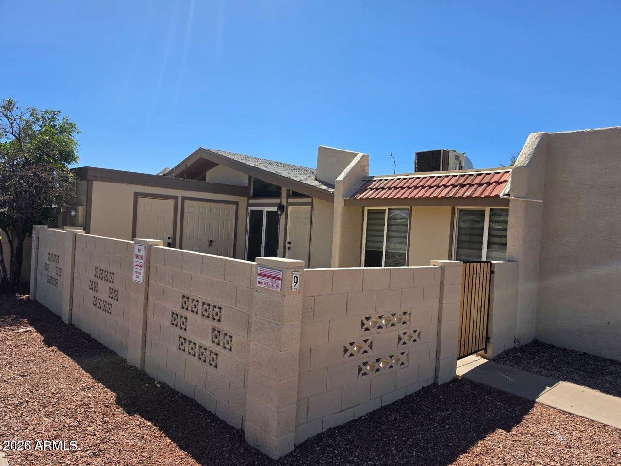 525 N MAY Street 9, Mesa, AZ 85201