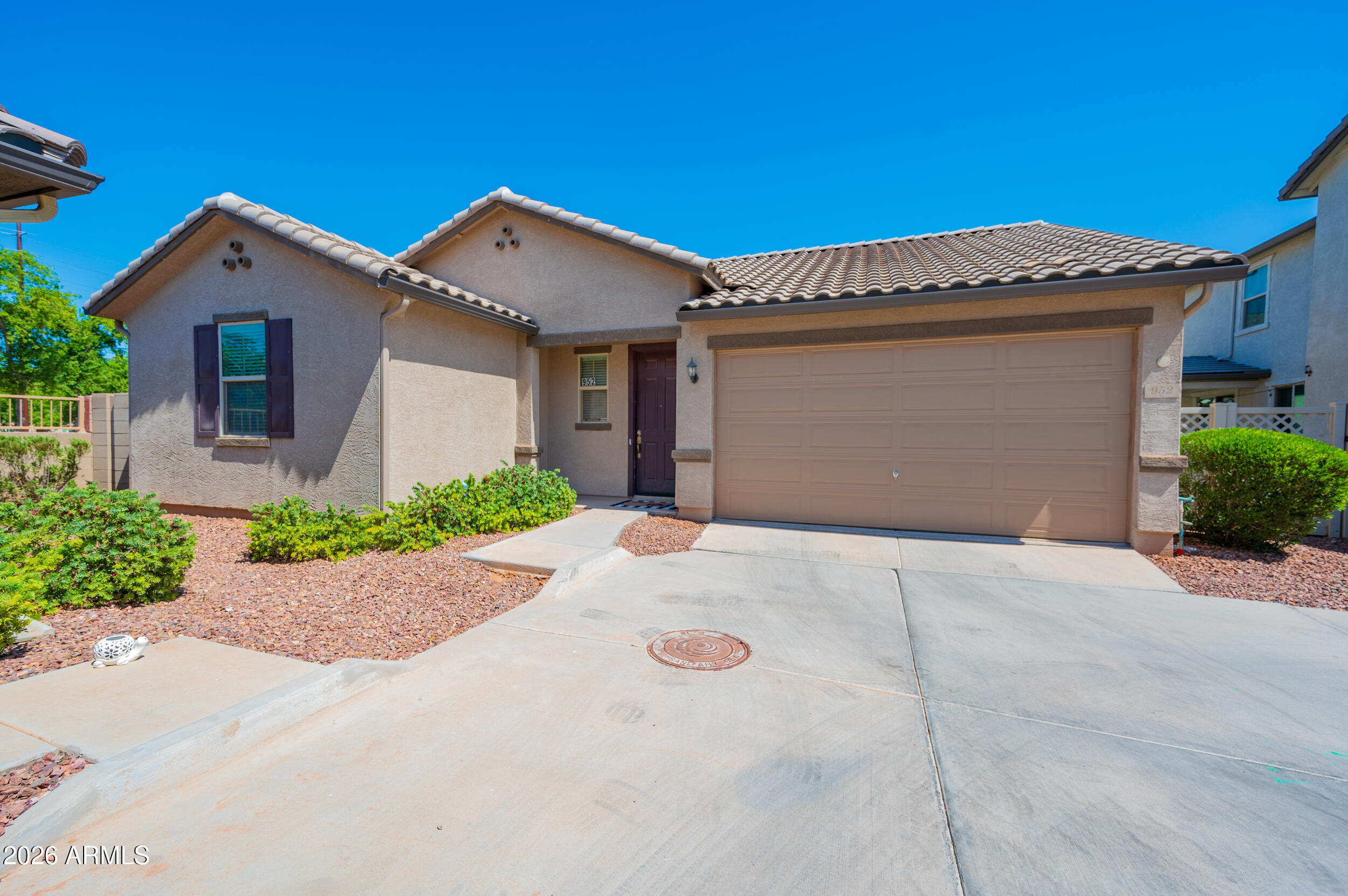952 S OLYMPIC Drive, Gilbert, AZ 85296