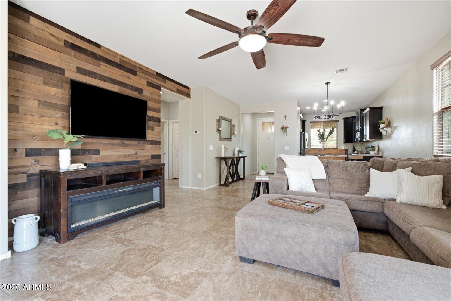 12029 W LOCUST Lane, Avondale, AZ 85323