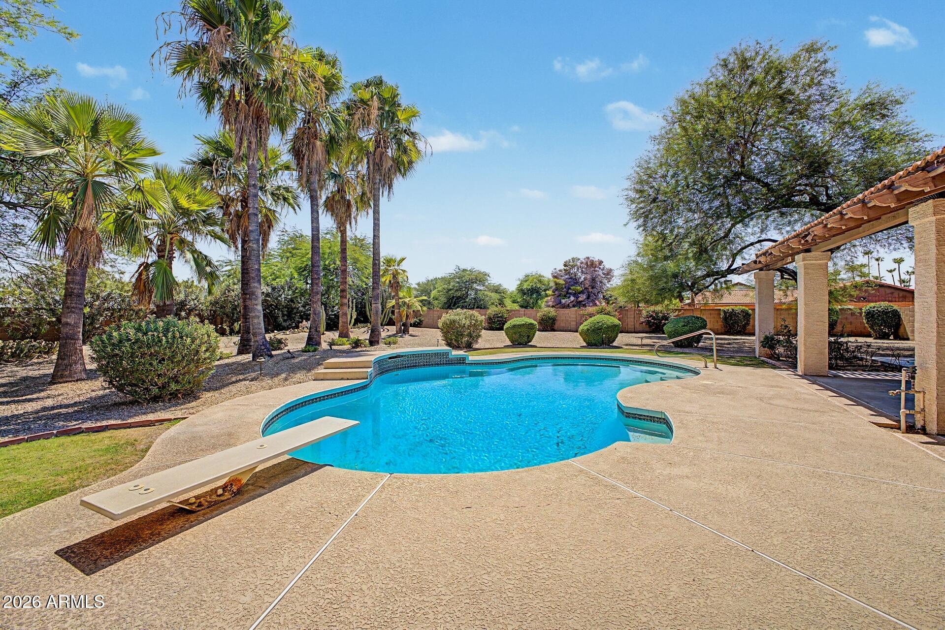 7801 E Charter Oak Road, Scottsdale, AZ 85260