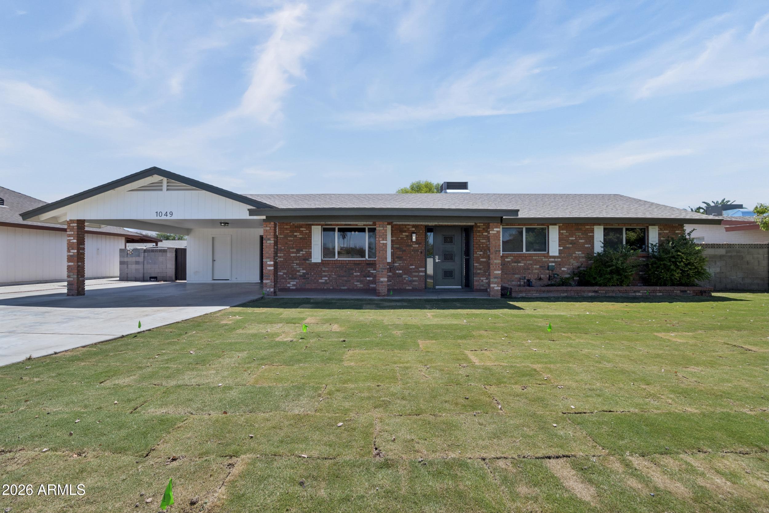 1049 N 23RD Place, Mesa, AZ 85213