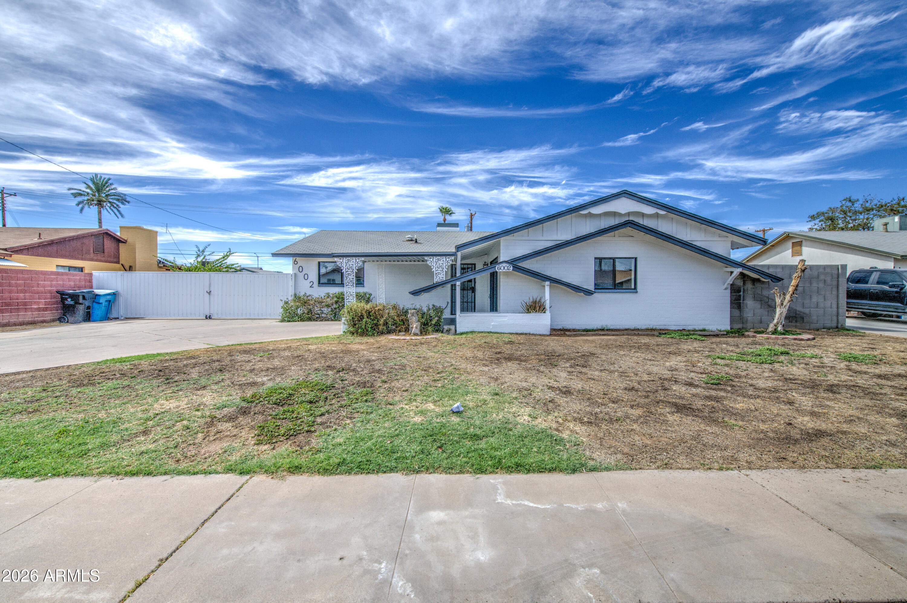 6002 W CATALINA Drive, Phoenix, AZ 85033