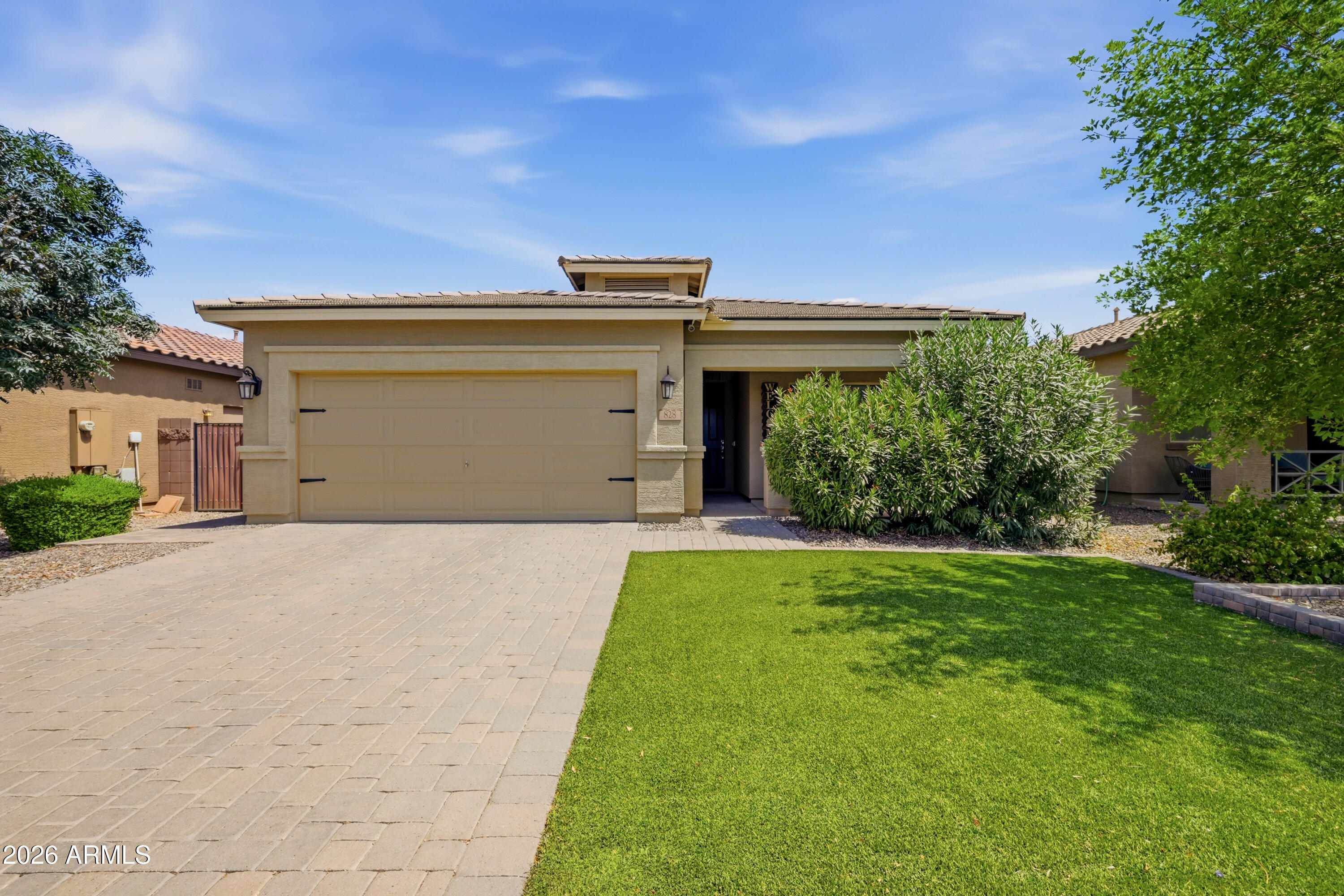 828 W LEADWOOD Avenue, Queen Creek, AZ 85140