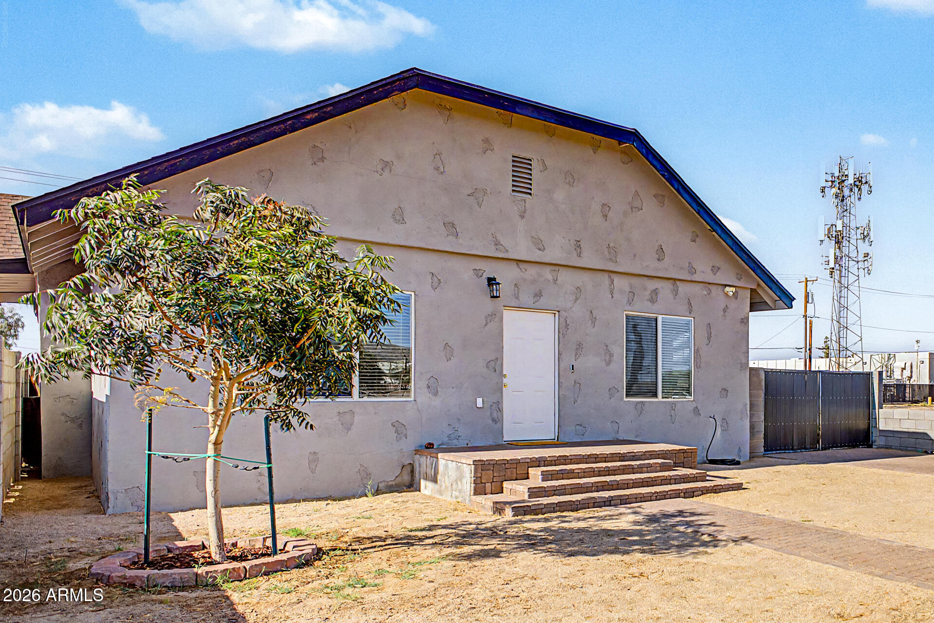 1526 E MARGUERITE Avenue, Phoenix, AZ 85040