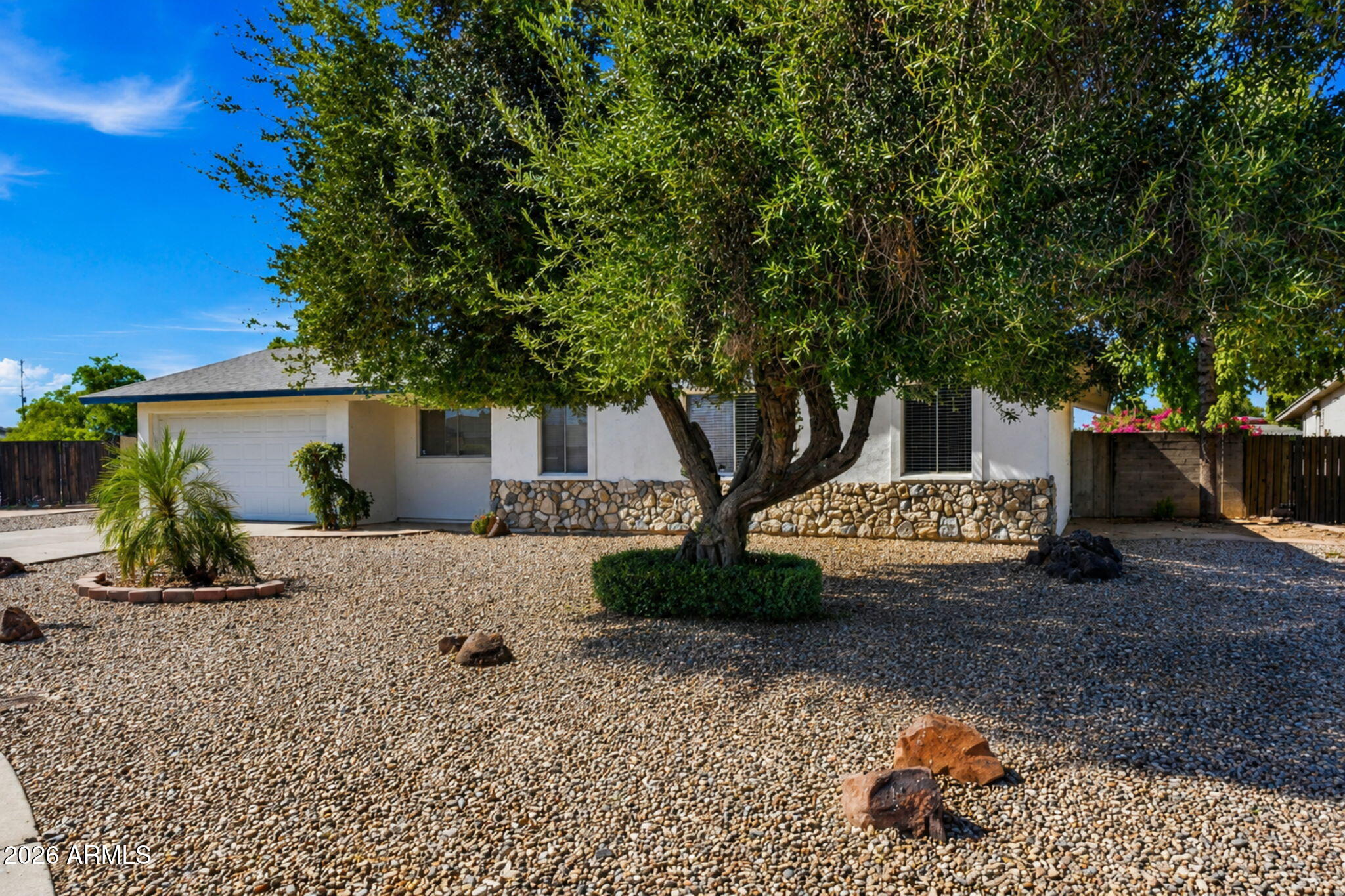 3525 W Crocus Drive W, Phoenix, AZ 85053
