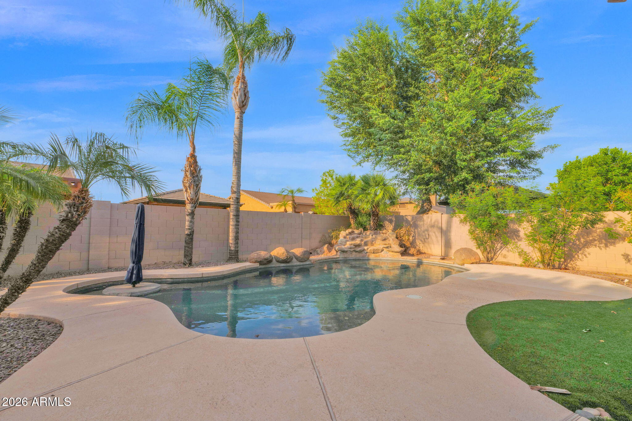 1122 E LONGHORN Place, Chandler, AZ 85286