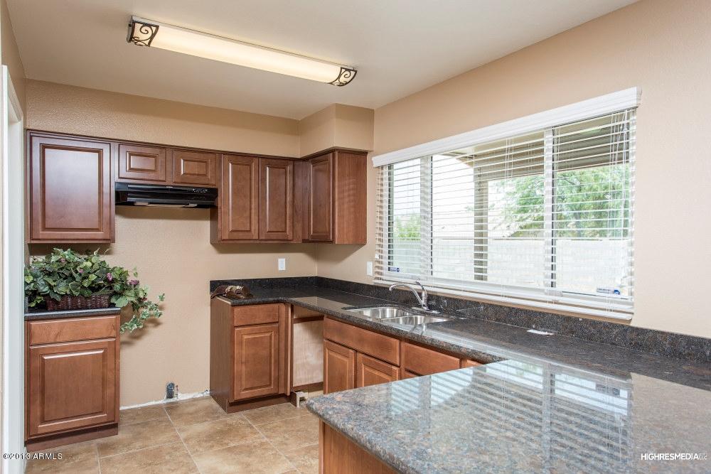 4108 E SUNLAND Avenue, Phoenix, AZ 85040