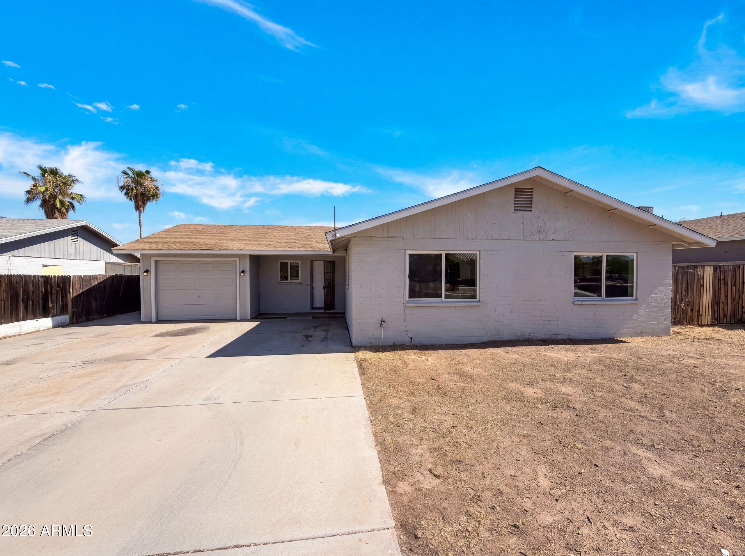 5908 W CALAVAR Road, Glendale, AZ 85306
