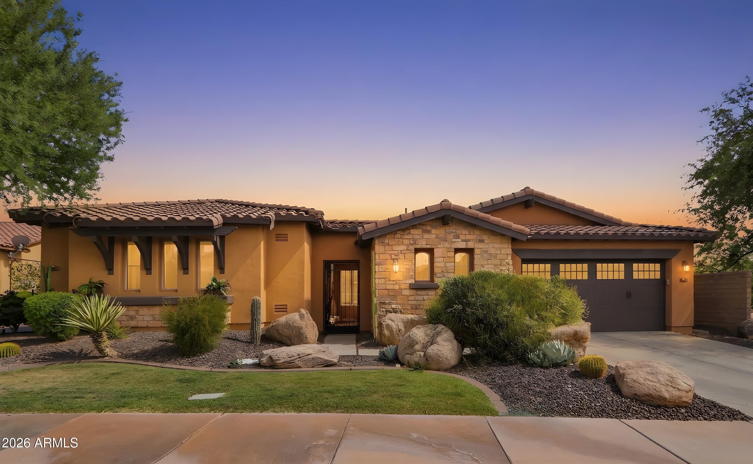 12129 W DESERT MIRAGE Drive, Peoria, AZ 85383