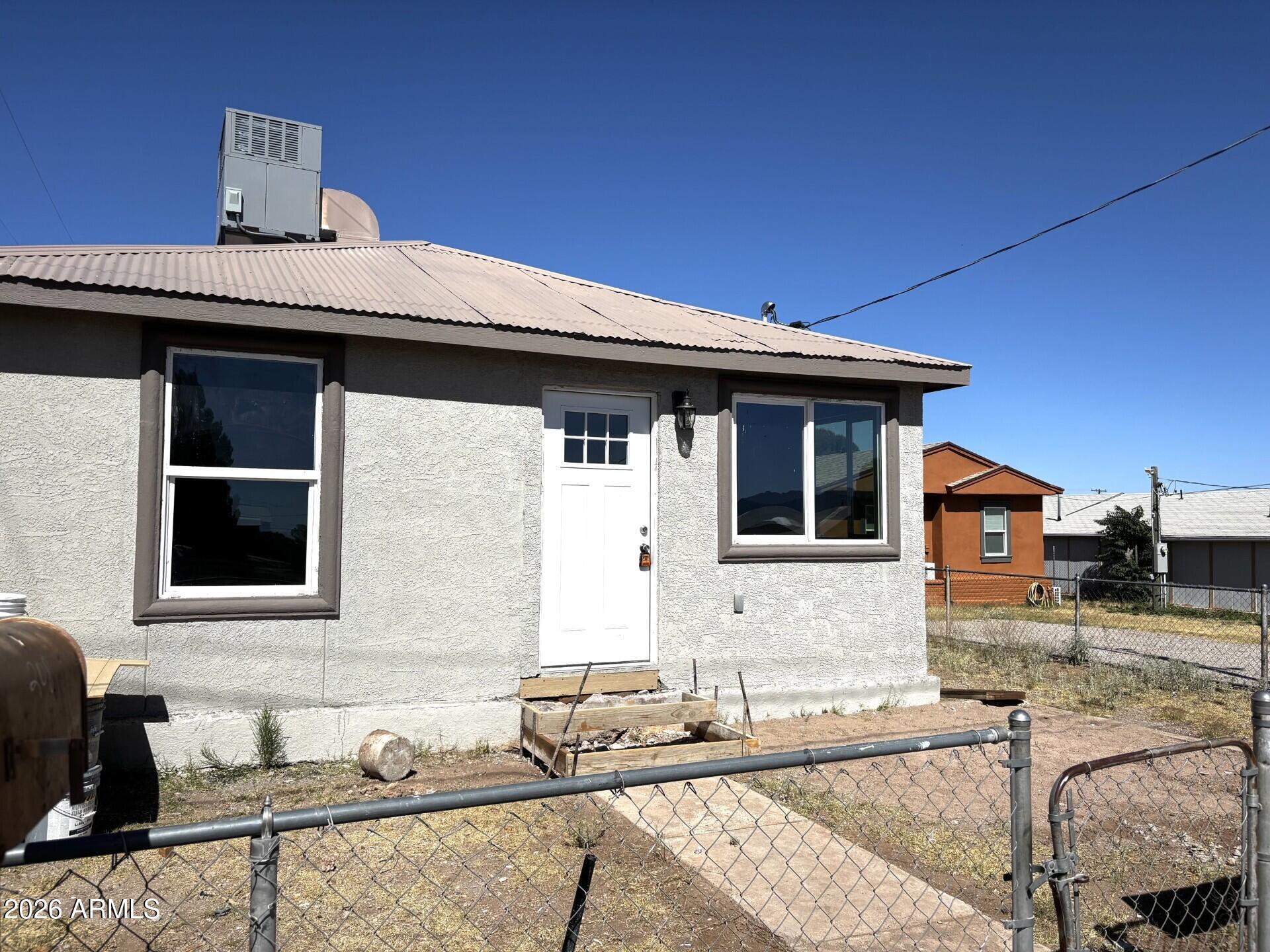 208 N CLEVELAND Avenue, Bisbee, AZ 85603