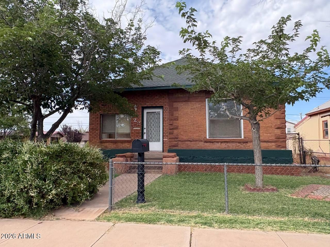 222 W FOURTH Street, Winslow, AZ 86047