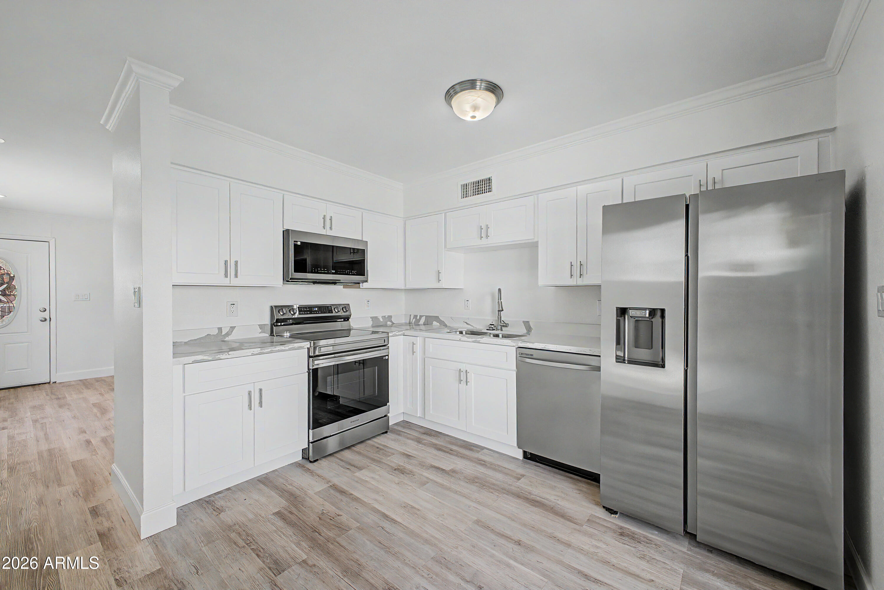 1467 S LAZONA Drive, Mesa, AZ 85204